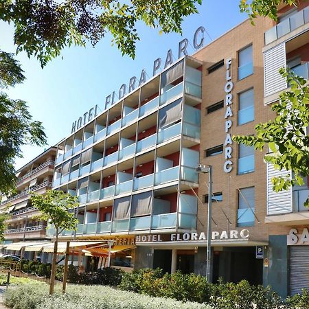 Hotel Flora Parc Castelldefels Dış mekan fotoğraf