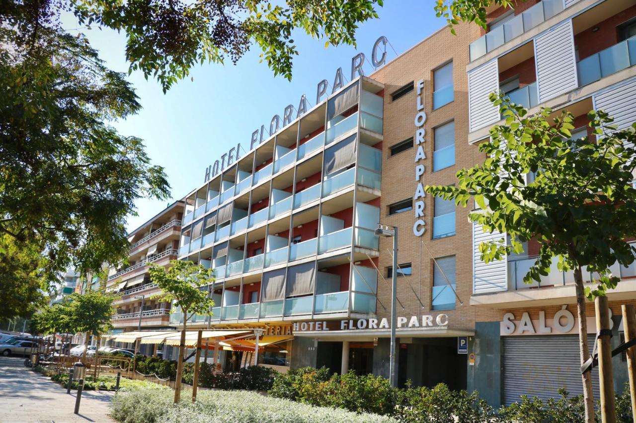 Hotel Flora Parc Castelldefels Dış mekan fotoğraf